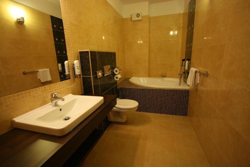 Hotel River Нитра Стая снимка