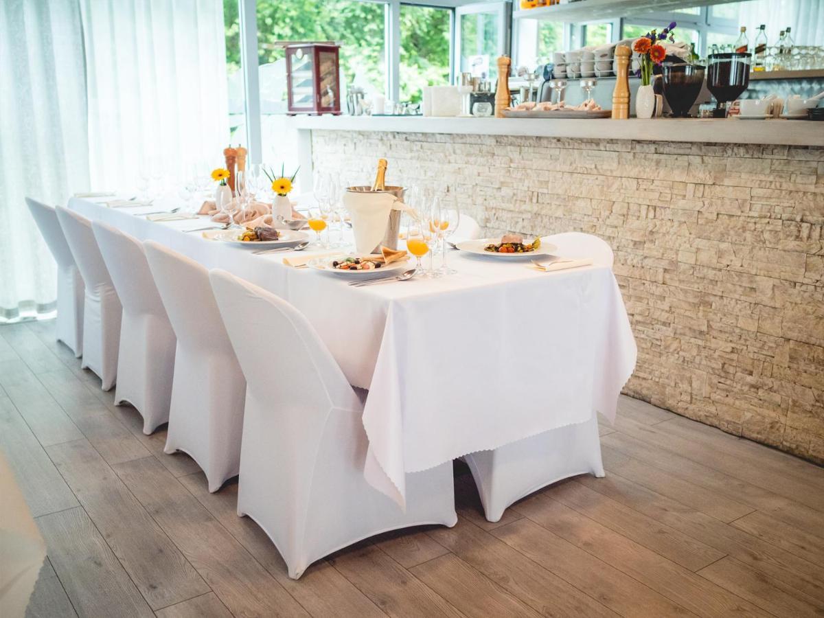 Hotel River Нитра Екстериор снимка