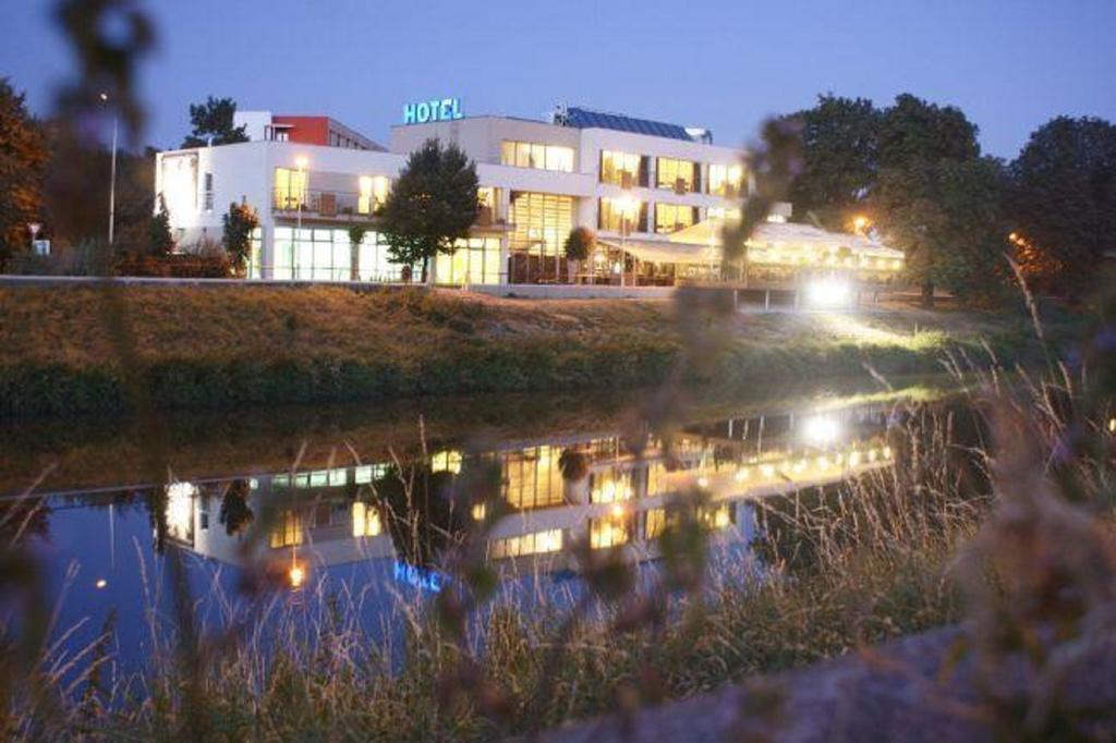 Hotel River Нитра Екстериор снимка